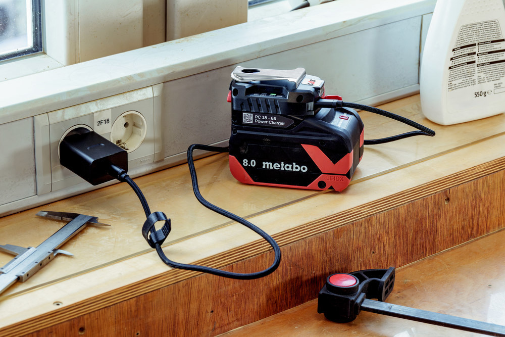 metabo Akku-Poweradapter PC 18-65 ohne Akku Karton Produktbild img10 L