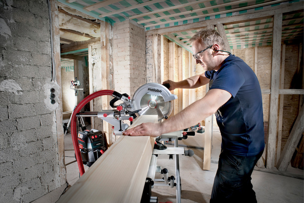 metabo Kapp- und Gehrungssäge KGS Produktbild img3 L