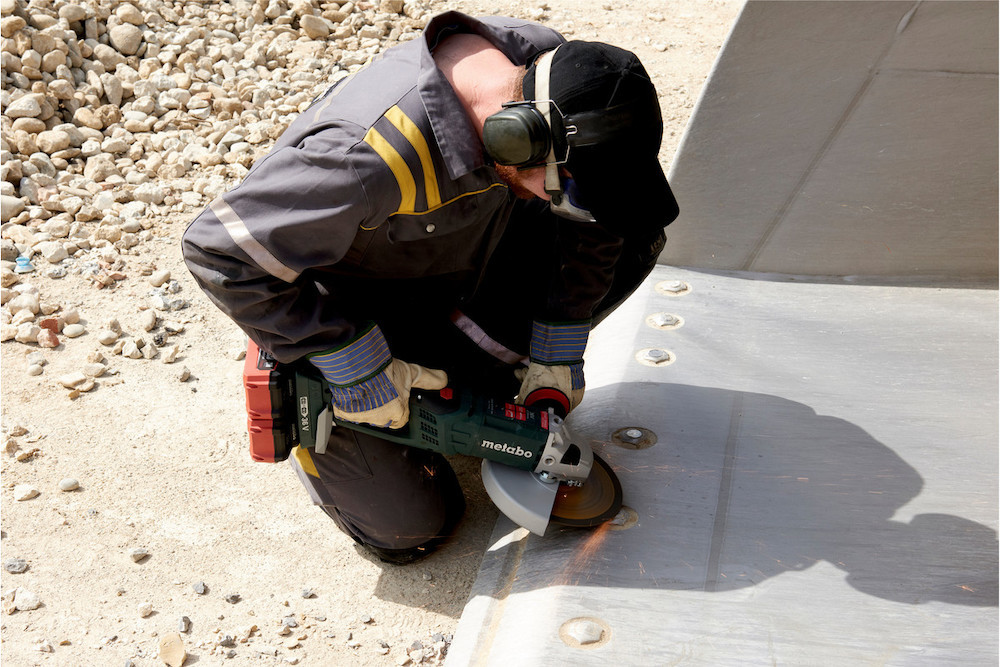 metabo Akku Winkelschleifer Produktbild img3 L