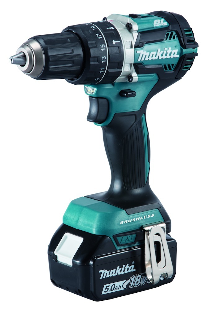 Makita Leistungsstarker Akku-Schlagbohrschrauber mit 18 V und einem 18V • 130 Nm • 0-2.… Produktbild img1 L