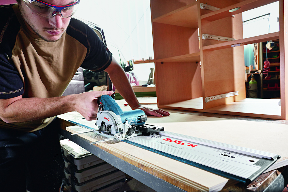 BOSCH Akku-Kreissäge UniversalCirc 18V-53, 1 x Akku PBA 18V 2.5Ah Produktbild img4 L