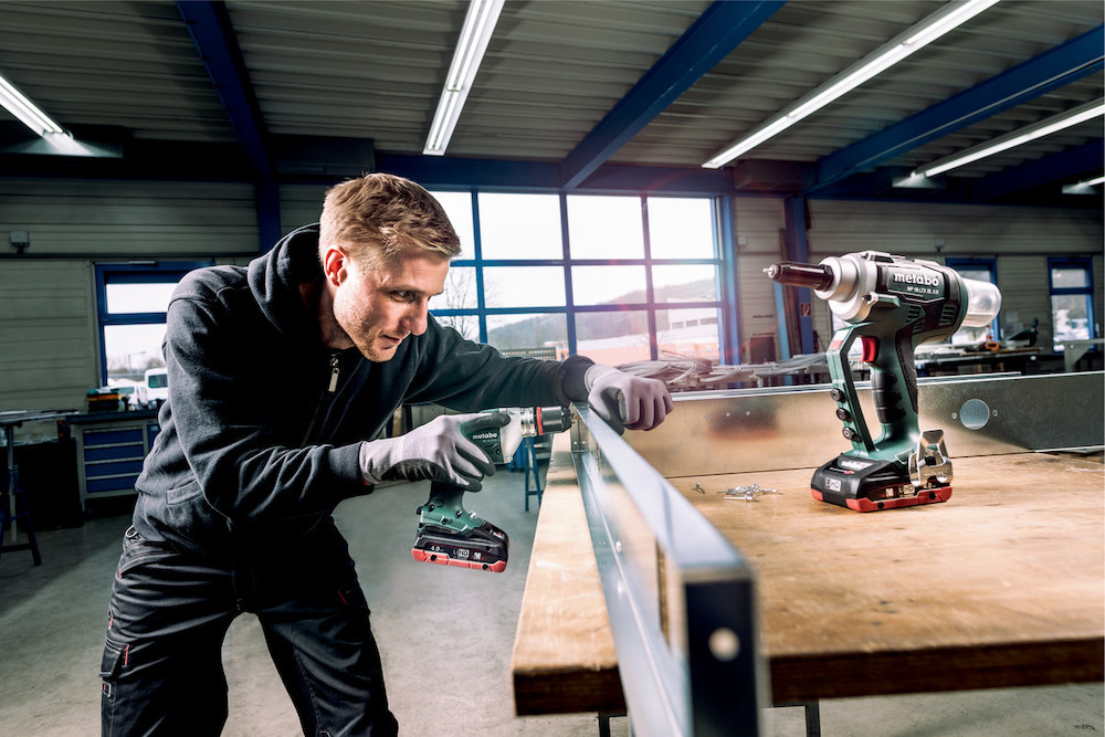 metabo Akku-Nietpistole Produktbild img3 L
