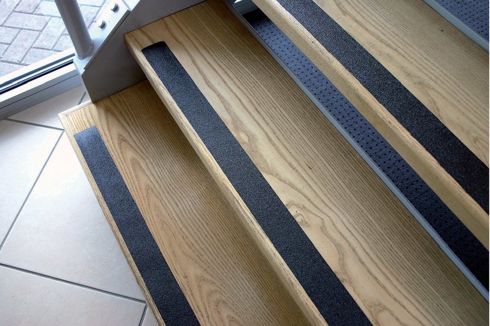 COBA Anti Rutsch Klebeband 18.3m, schwarz Produktbild img1 L