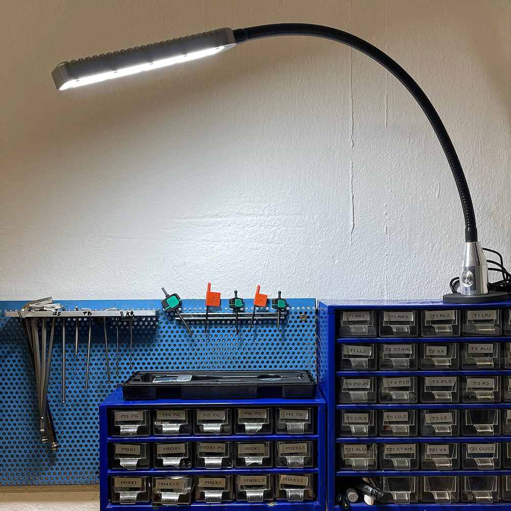 Bauer & Böcker LED-Arbeitsleuchte Fluter 950Lumen Bauer + Böcker Produktbild img4 L