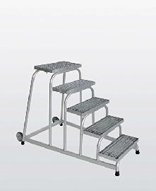 GÜNZBURGER STEIGTECHNIK Alu-Arbeitspodest 5 Stufen ohne Handlauf Podesthöhe 1,00 m Arbeitshöhe bis 3,00 Produktbild