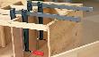 BESSEY Tiefspann-Schraubzwinge TGNT mit bewährtem Holzgriff Produktbild img2 S
