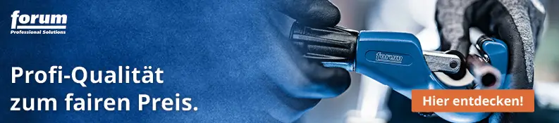 Werbebanner mit der Aufschrift Profi-Qualität zum fairen Preis in weißer Schrift auf blauem Hintergrund. Links oben das Logo von forum Professional Solutions. Rechts ein Bild einer Hand, die ein Werkzeug benutzt, sowie ein orangefarbener Button mit der Aufschrift Mehr erfahren ...