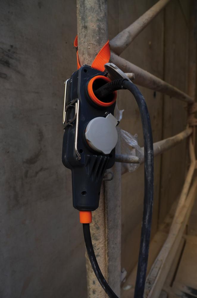 Verlängerungskabel 4-fachIP54 H07RN-F3G2,5 10m professionalLINE Brennenstuhl Produktbild img4 L