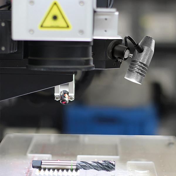 LED-Arbeitsleuchte Lichtblick 200Lumen dimmbar Bauer + Böcker Produktbild img4 L