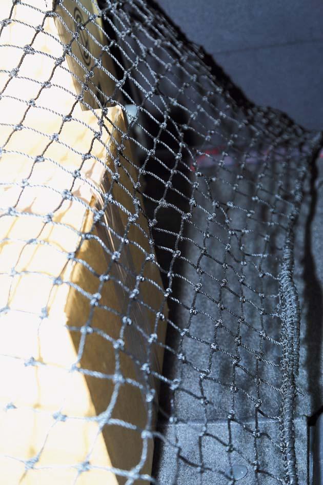 Abdecknetz 1,3x1,6 m schwarz m. 4 Gurte 2 m Produktbild img4 L