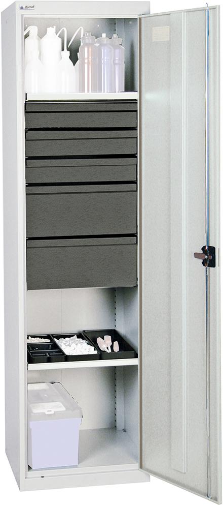Werkzeug- und Materialschrank Serie 3000, 3 Schubladen 100 mm, 2 Schubladen 200 mm, 2 Wannenböden Produktbild img1 L