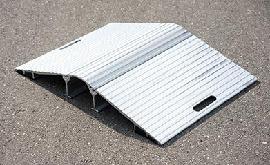 Alu Überfahrbrücke SKR 2ALxB 750x700mm, o. Sicher. Produktbild