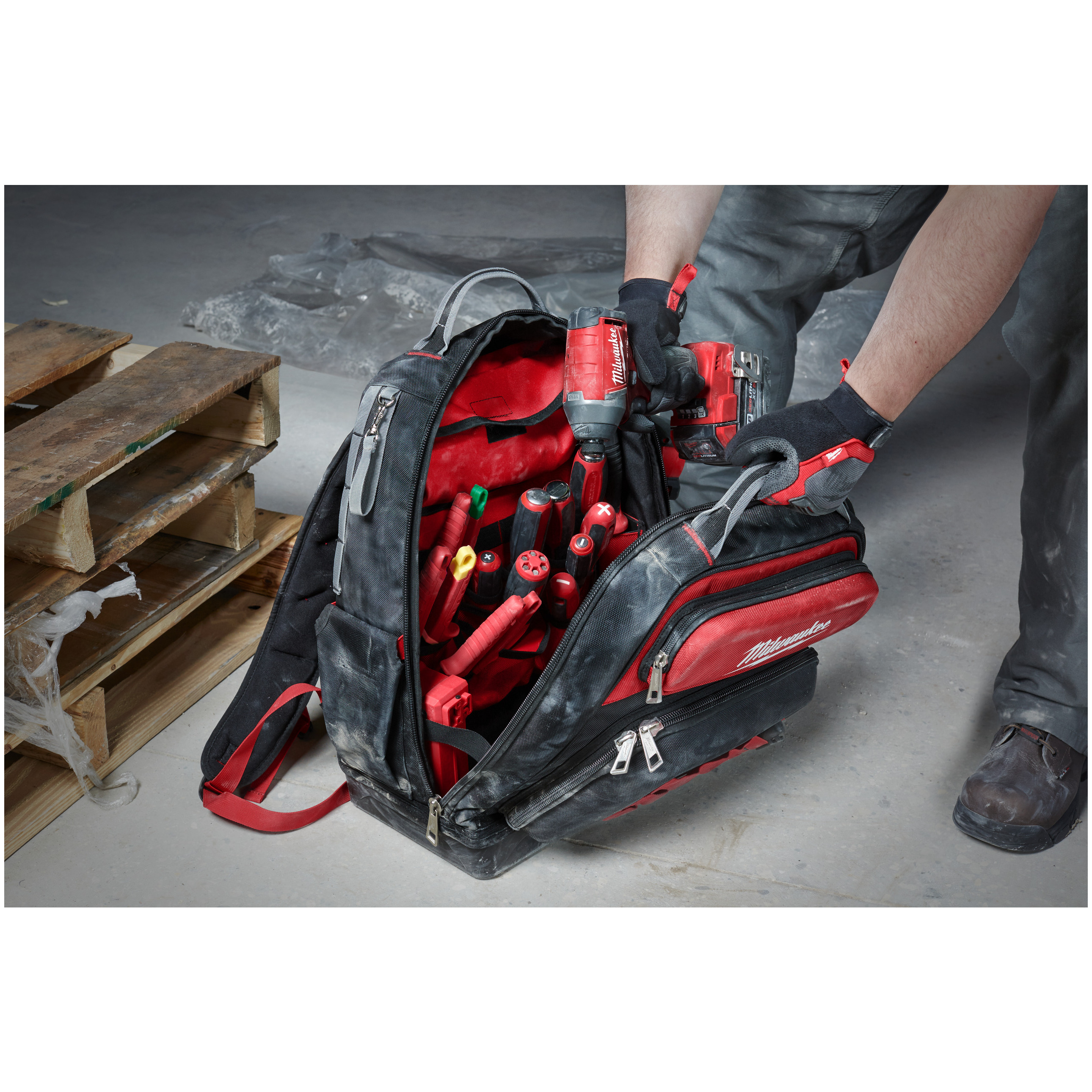 Ultimate Jobsite Rucksack Produktbild img2 L
