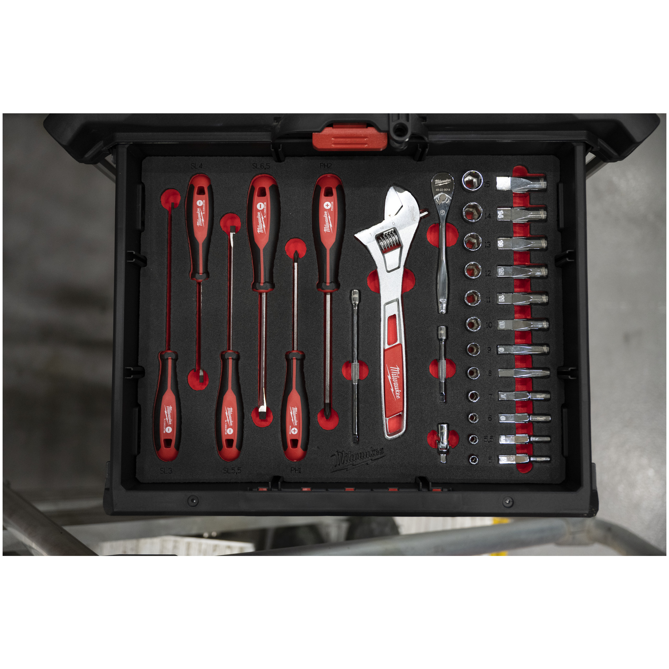 1/4' Ratschen- u. Steckschlüss 35-teilige Einlage für PACKOUT Produktbild img2 L