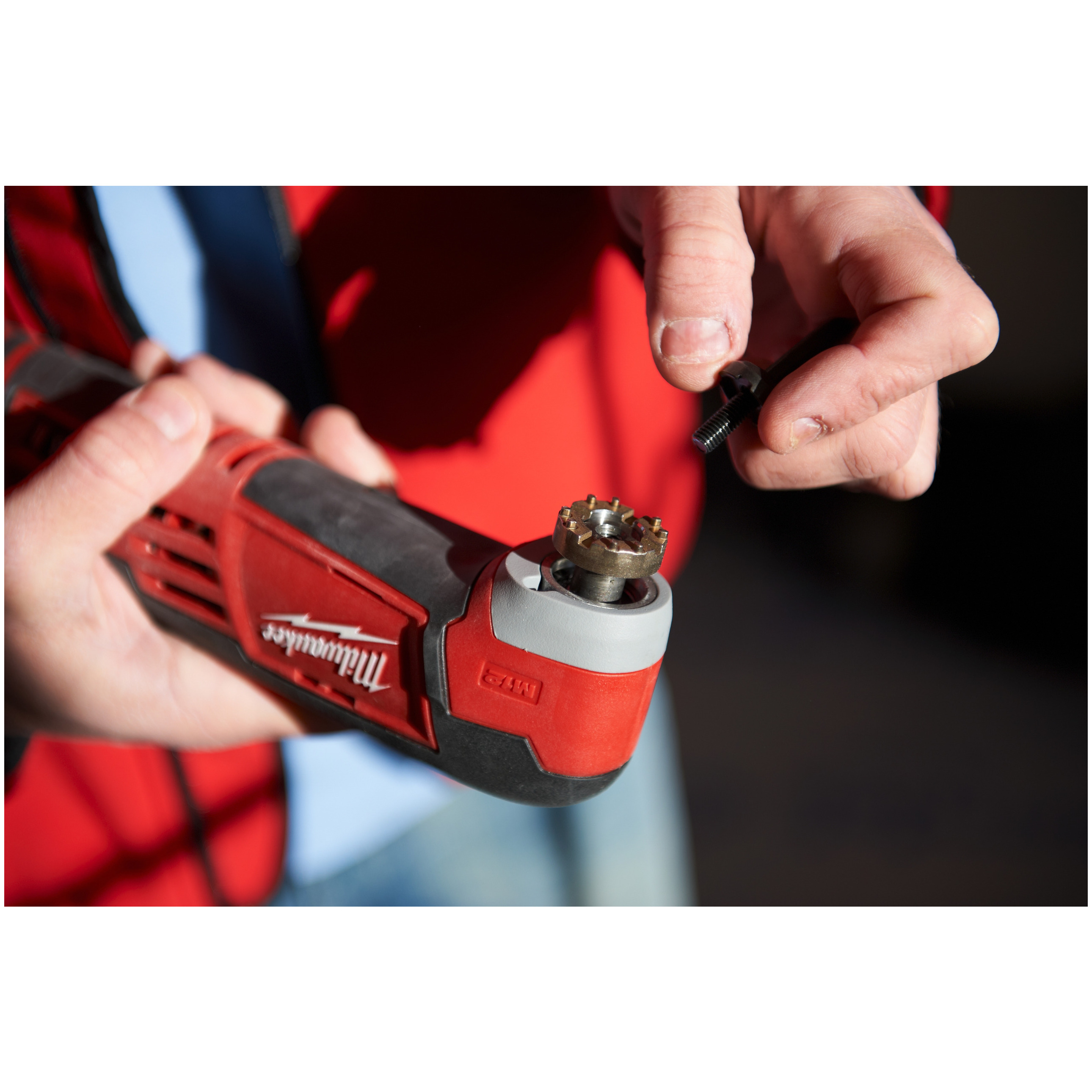 C12MT-0 Akku-Multitool Produktbild img6 L