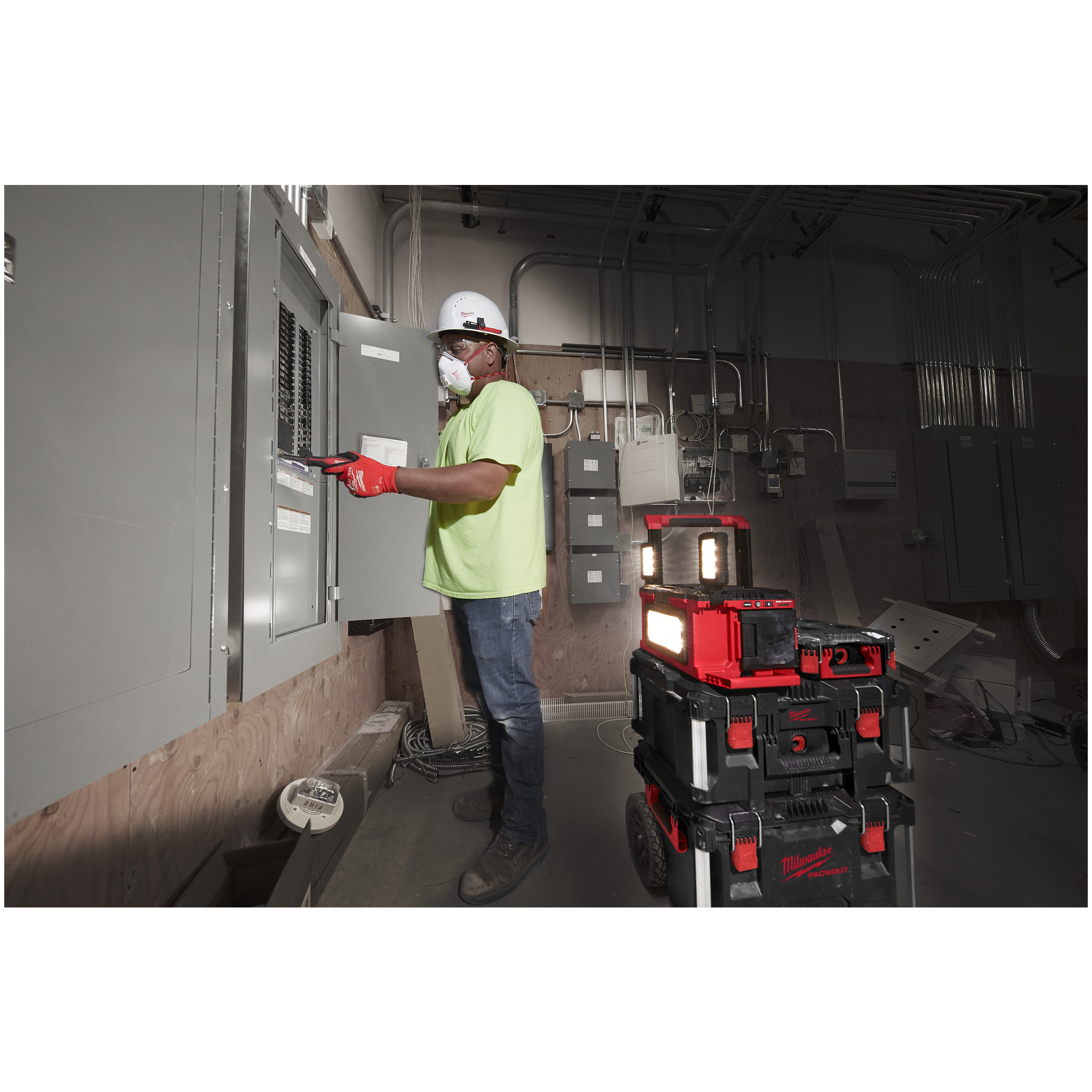 M18POALC-0 Akku-Packout-Leuchte mit Ladefunktion Produktbild img3 L