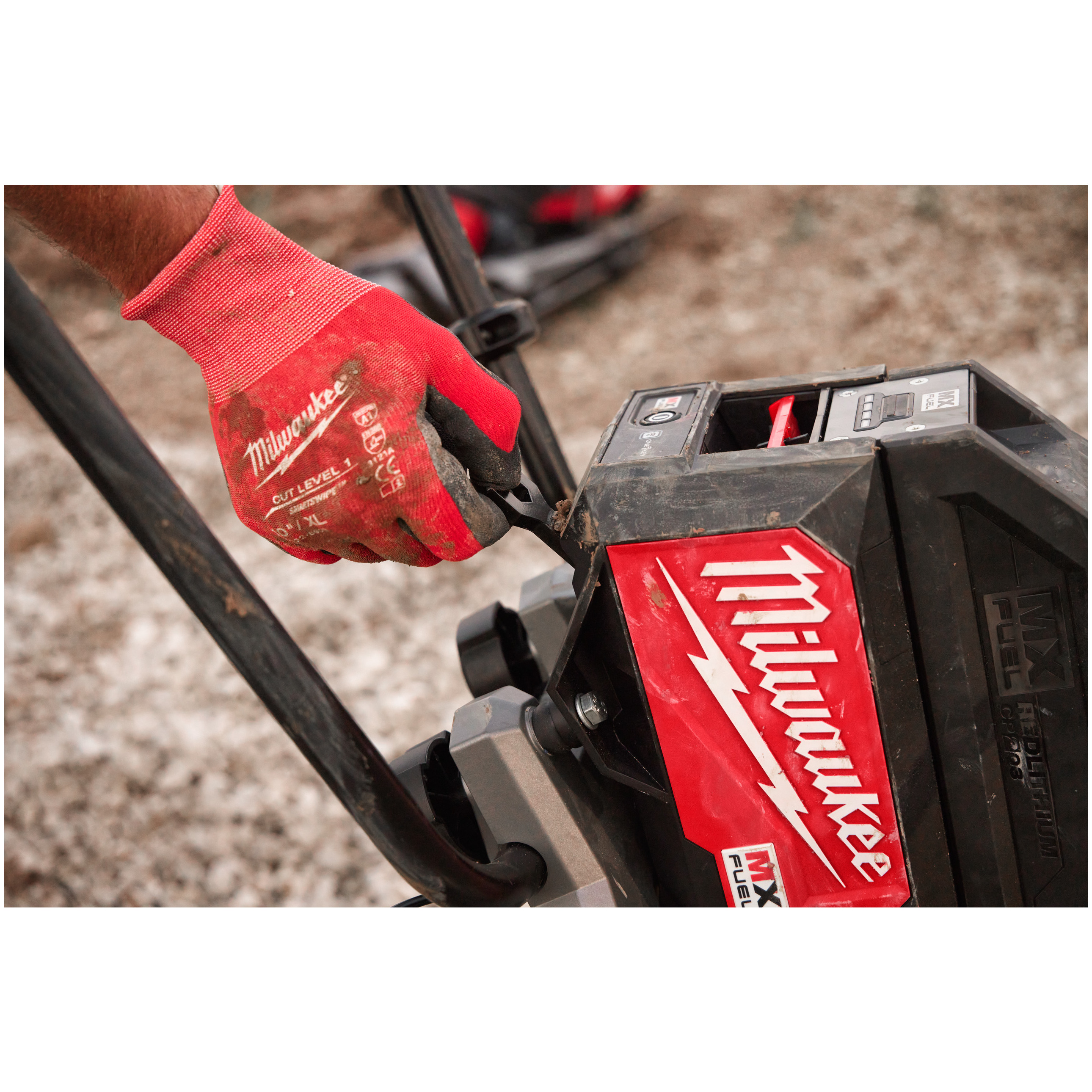 MXFPSC-302 Akku-Vibrationsbohle Produktbild img5 L