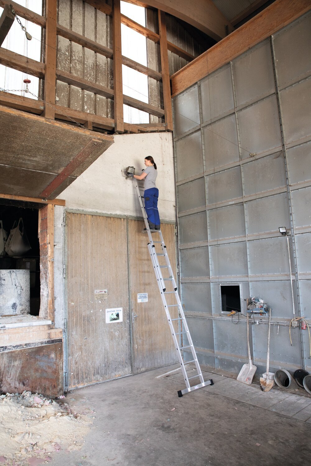 Sprossen-Schiebeleiter 2-teilig ohne Traverse 2x16 Sprossen Produktbild img3 L