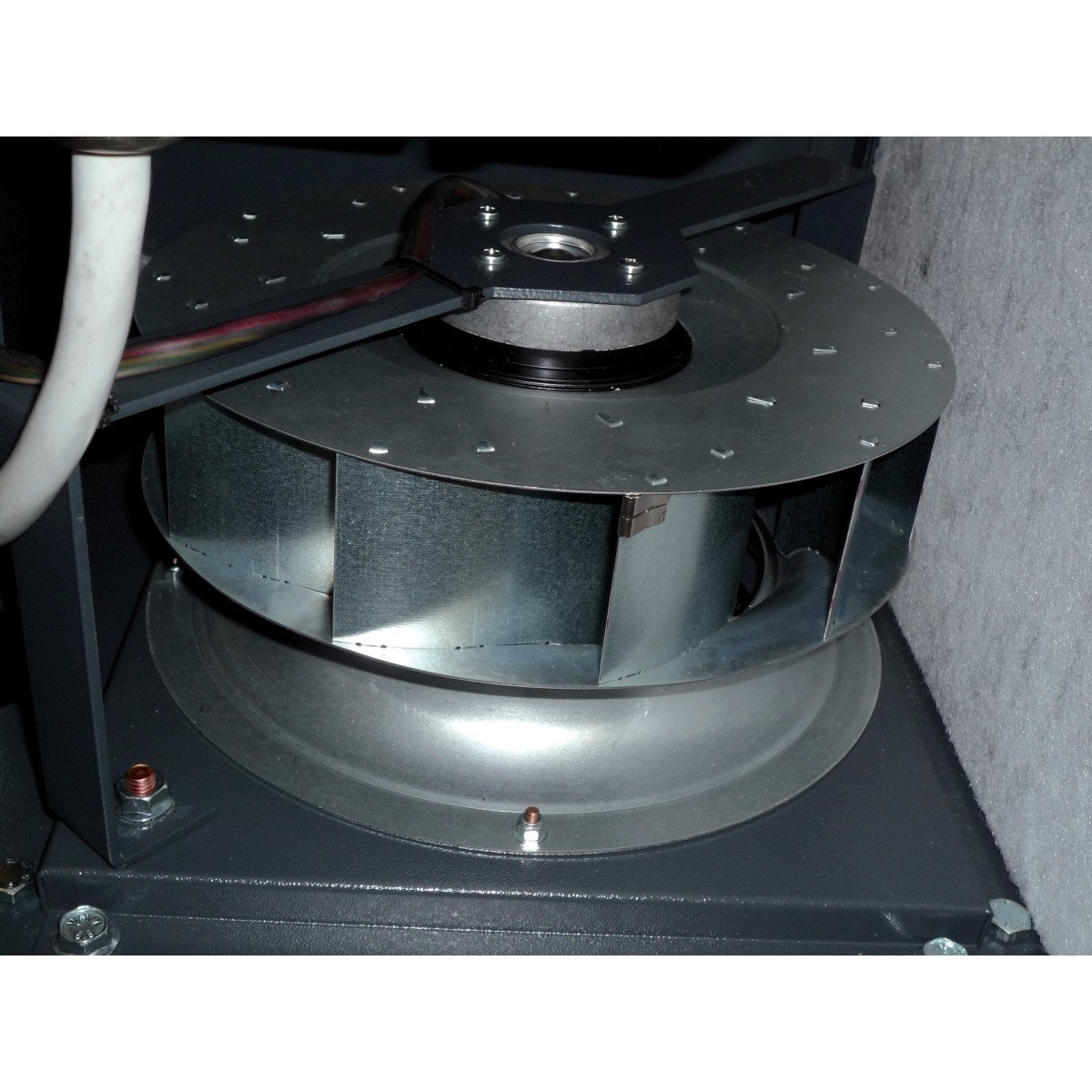Aircraft Schraubenkompressor mit Rippenbandriemenantrieb (Bodeninstallation) A-PLUS 11-13 Produktbild img3 L