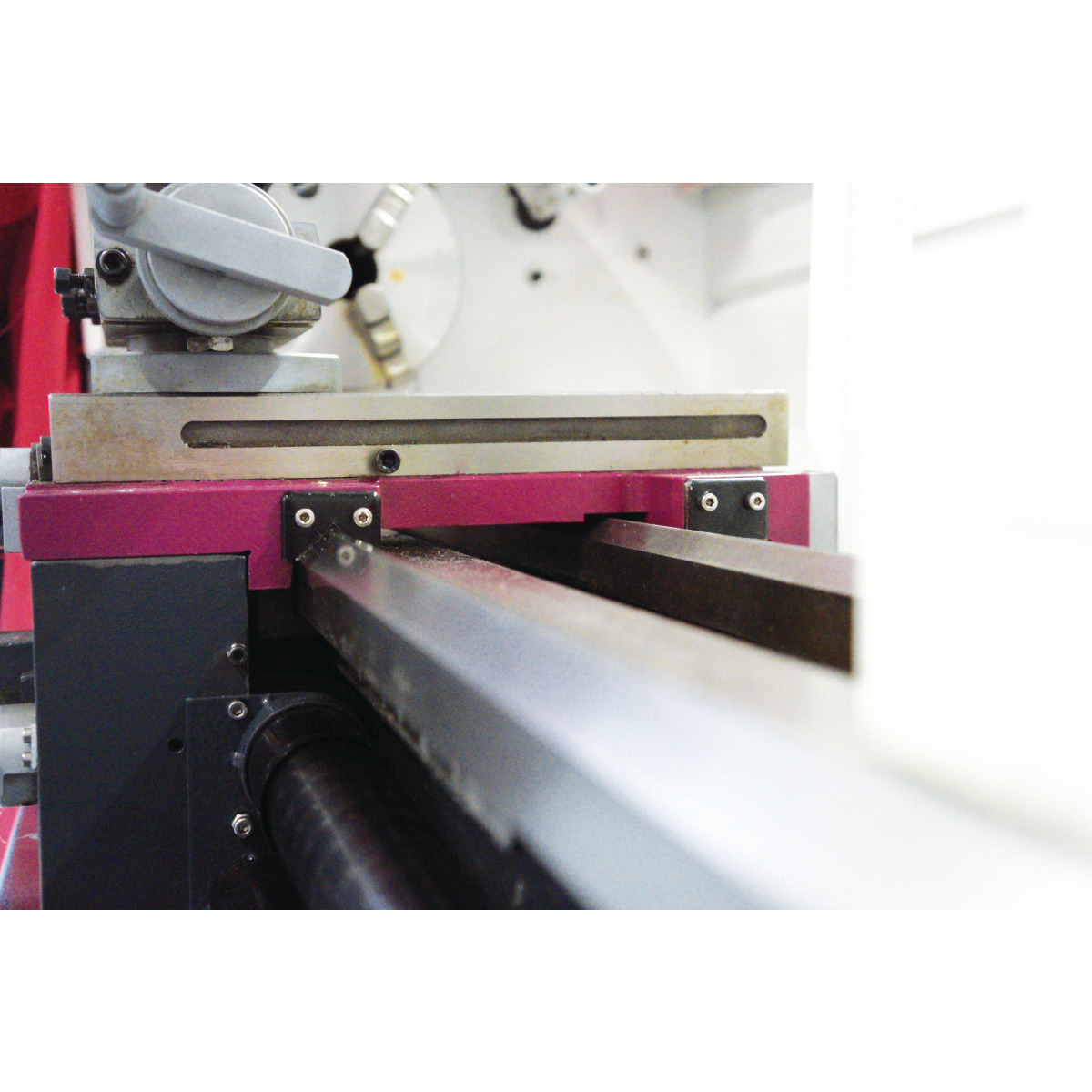 Optimum Leit- und Zugspindel-Drehmaschine OPTIturn TU 3008G Produktbild img4 L