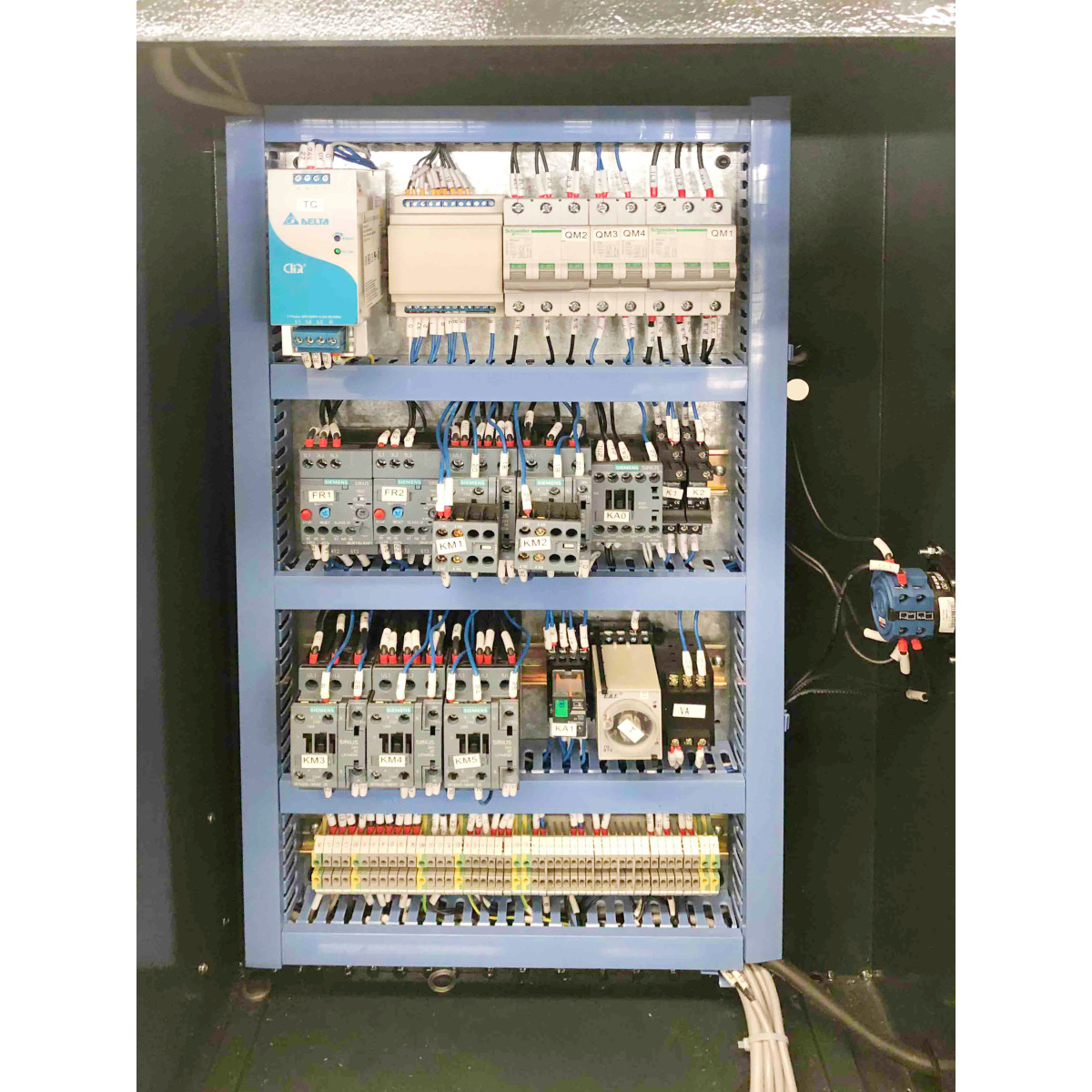 Optimum Präzisions Leit- und Zugspindeldrehmaschine OPTIturn TZ 4 Produktbild img2 L