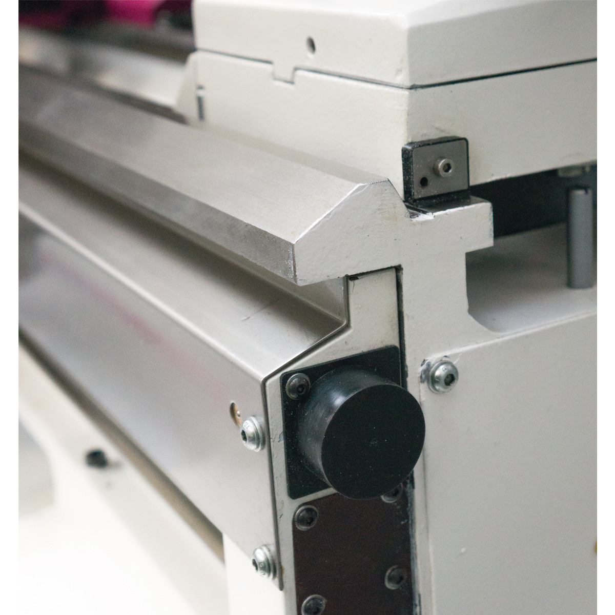 Optimum Präzisions Leit- und Zugspindeldrehmaschine OPTIturn TZ 4V Produktbild img4 L