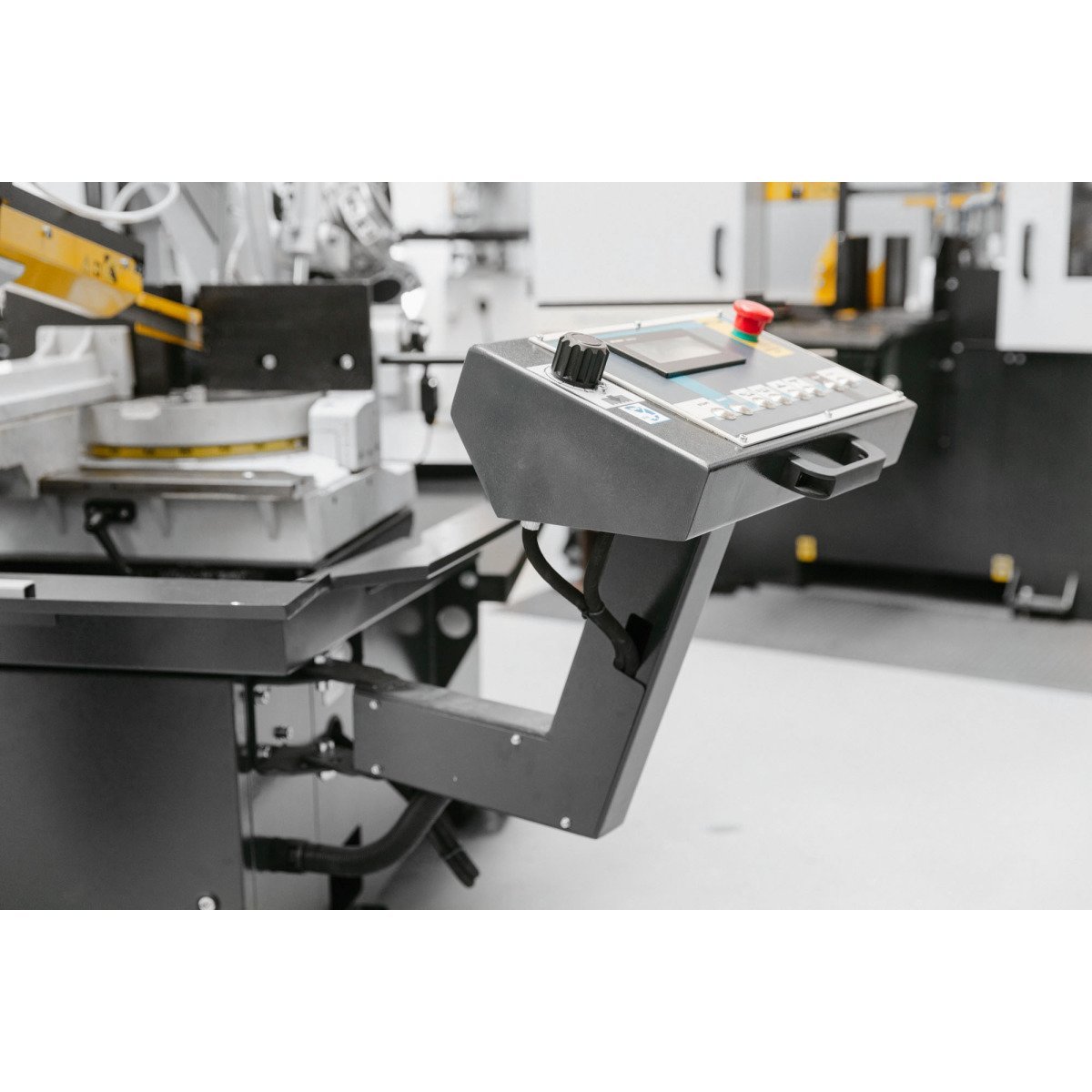 Halbautomatische Schwenkrahmen-Metallbandsäge Metallkraft BMBS 460 x 600 HA-DG Produktbild img2 L