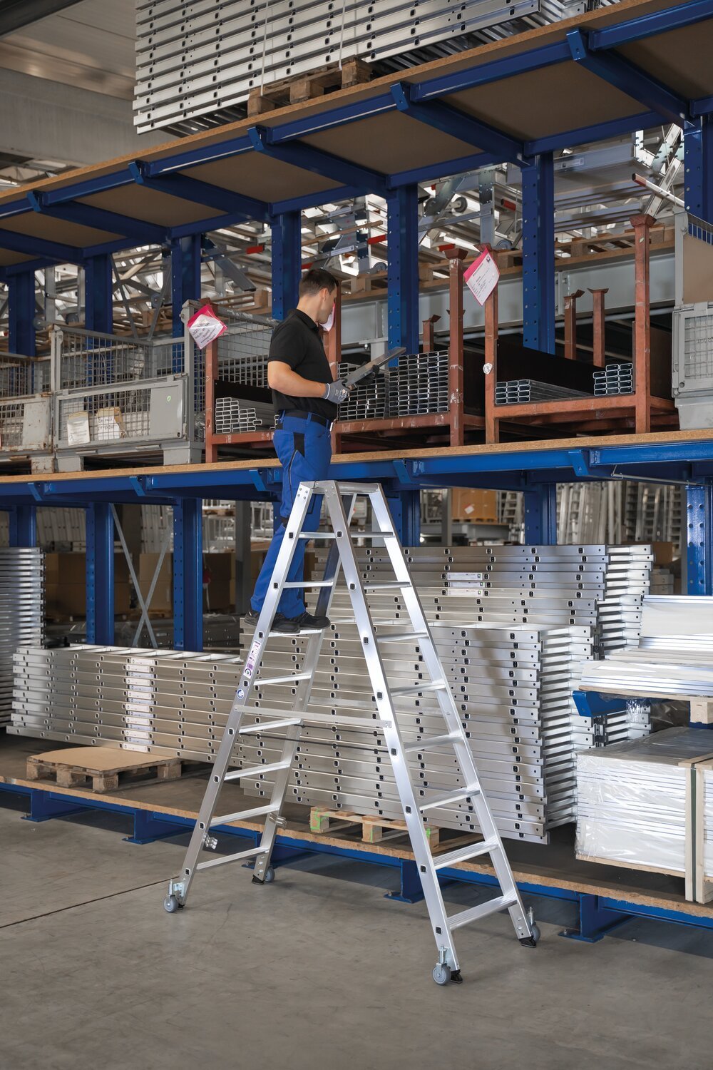 Stufen-Stehleiter beidseitig begehbar mit Rollen 2x12 Stufen Produktbild img2 L
