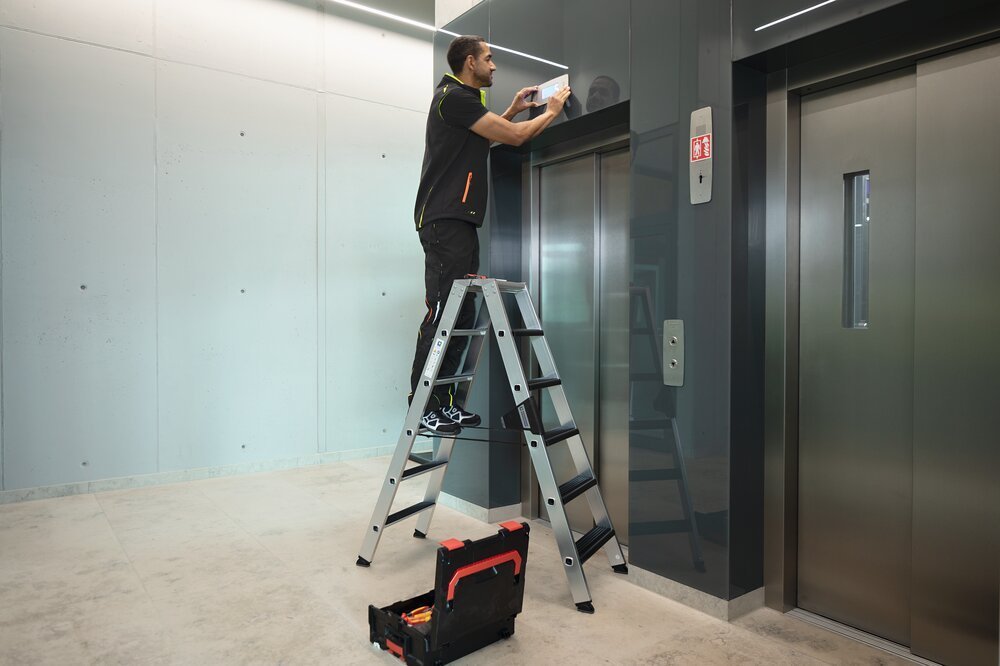 Stufen-Stehleiter beidseitig begehbar mit clip-step relax 2x3 Stufen Produktbild img2 L