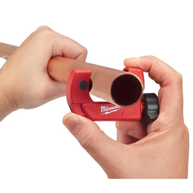 Milwaukee 3-28 mm Mini-Rohrabschneider Produktbild img4 L