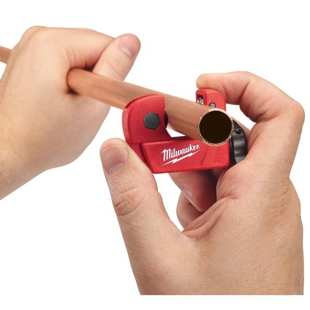 Milwaukee 3-22 mm Mini-Rohrabschneider Produktbild img3 L