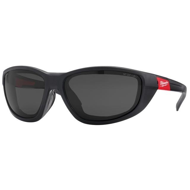 Milwaukee getönt, mit abnehmbarer Schaumstoffauflage Premium Schutzbrille Produktbild img2 L