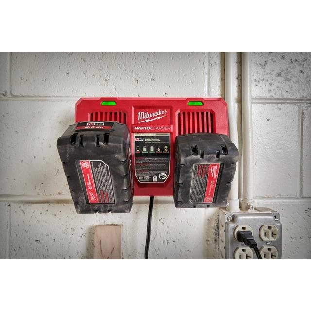 Milwaukee Zweifach-Schnellladegerät M18 DFC Produktbild img6 L