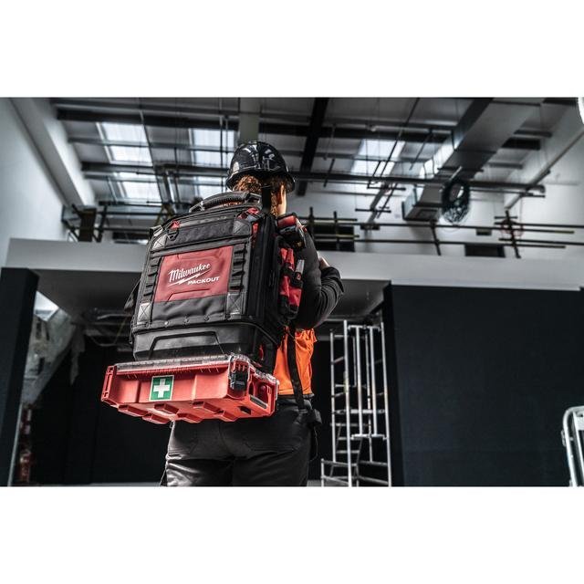 Milwaukee 630 x 430 x 230 mm PACKOUT Rucksack verstärkt Produktbild img2 L