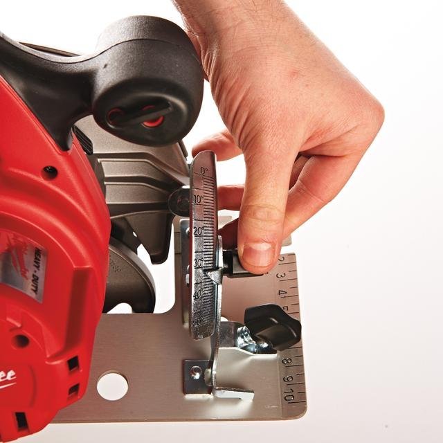 Milwaukee Akku-Kreissäge HD18CS-402B Produktbild img3 L