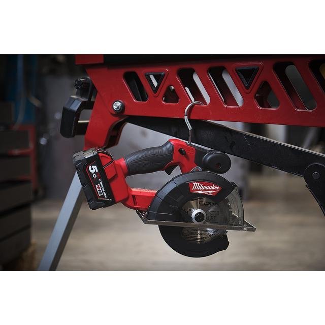Milwaukee FUEL™ Akku-Metallkreissäge M18FMCS-502X Produktbild img7 L