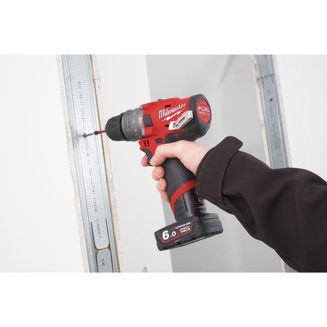Milwaukee FUEL™ Akku-Kompakt-Schlagbohrschrauber mit Schnellwechselbohrfutter M12FPDX-0 Produktbild img10 L