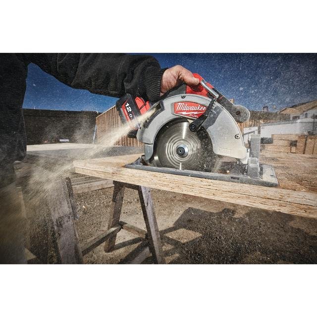 Milwaukee FUEL™ Akku-Handkreissäge M18FCS66-0C Produktbild img7 L