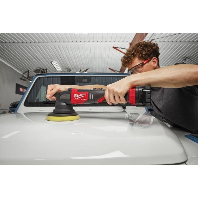 Milwaukee FUEL™ Akku-Exzenter Polierer M18FROP15-502X Produktbild img9 L