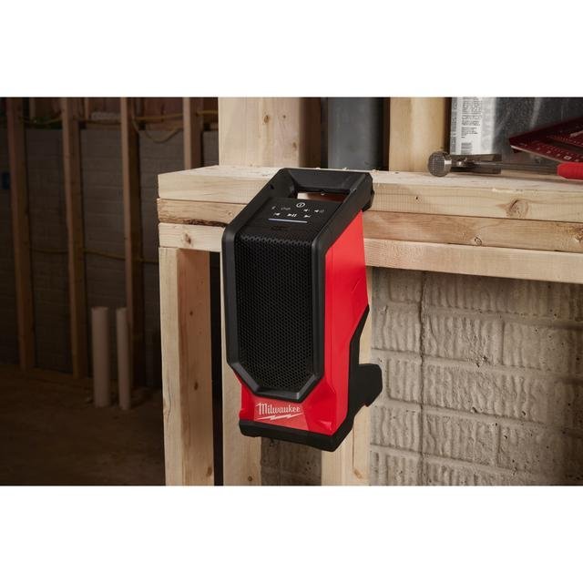 Milwaukee M18™ Akku-Baustellenlautsprecher M18SPEJSG2-0 Produktbild img7 L