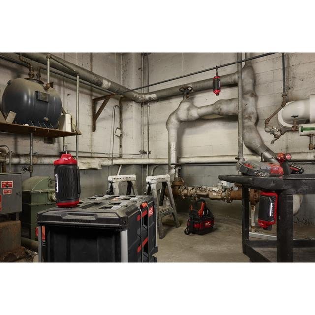 Milwaukee M12™ Akku-Baustellenlautsprecher M12SPEJSG2-0 Produktbild img3 L