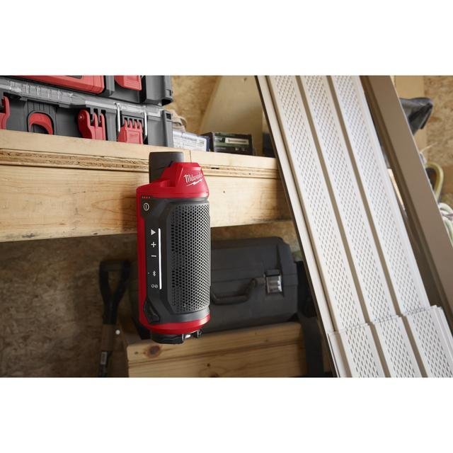 Milwaukee M12™ Akku-Baustellenlautsprecher M12SPEJSG2-0 Produktbild img4 L