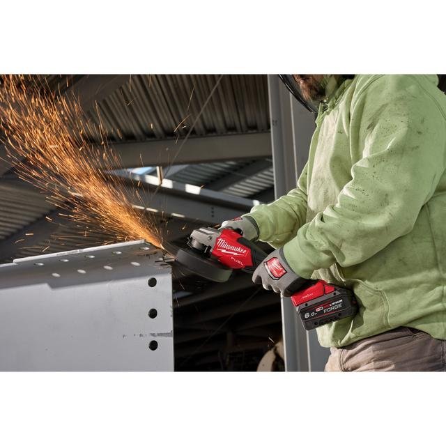 Milwaukee M18 FUEL™ Akku-Hochleistungswinkelschleifer 180mm mit Geschwindigkeitsregler & ONE-KEY Gen 2 M18FHSAGO180VXPDB2-0X Produktbild img7 L