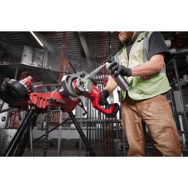 Milwaukee M18 FUEL™ONE-KEY™ 11/4 ˝ Akku-Gewindeschneidkluppe M18FPT114-802CA Produktbild img3 L