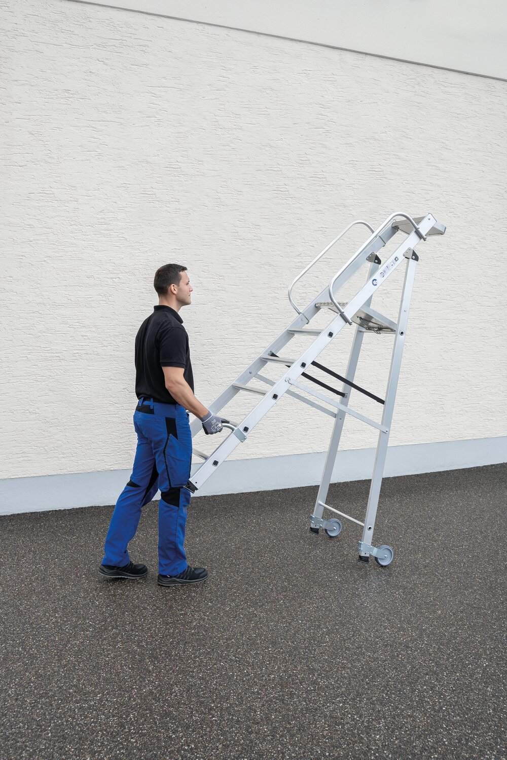 MUNK Plattformleiter mit Rollen und Griff mit Ablageschale Produktbild img2 L