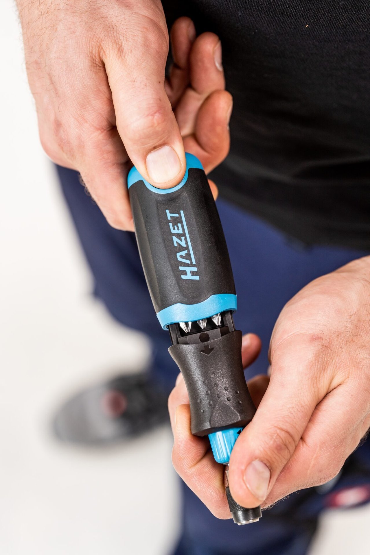 HAZET HAZET Bit Ratschen-Schraubendreher 810R-4 ∙ Schlitz Profil, Kreuzschlitz Profil PH, Innen Sechskant Profil, Innen TORX® Profil, 1/4 Zoll (6,3 mm) Sechskant hohl ∙ 13-teilig ∙ PH1 ∙ PH2 ∙ 3 – 6 ∙ T15 – T30 Produktbild img2 L