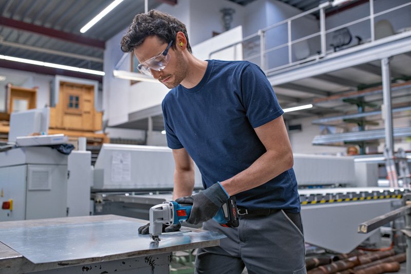 Bosch Akku-Blechschere GSC 18V-16 E Produktbild img6 L