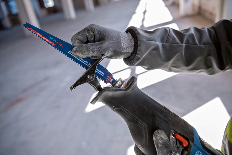 Bosch Akku-Säbelsäge BITURBO GSA 18V-28, in L-BOXX 238 mit Säbelsägeblatt Produktbild img9 L