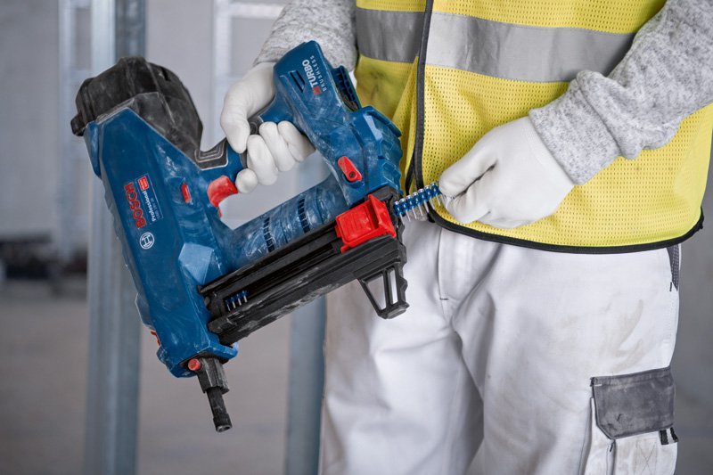 Bosch Akku-Betonnagler GNB 18V-38 Varianten Produktbild img3 L