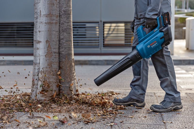 Bosch Akku-Laubbläser GBL18V-800 Produktbild img4 L